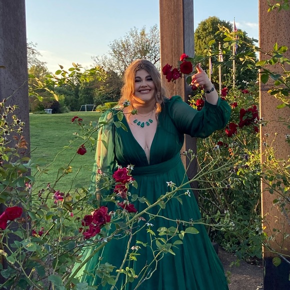 Meet your Posher, Haylee - Picture 6 of 11